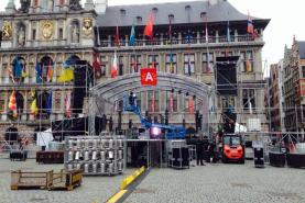 Emplacement Tours de podiums - structures de scènes pour matériels audiovisuels, photographiques et vidéos  