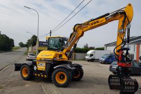 Emplacement Grue sur pneus (pelle hydraulique)  Modèle JCB Hydradig 110 W