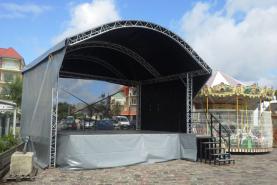 Emplacement Scène et podium - Arc Roof 7m x 6 m - prix montage démontage inclus