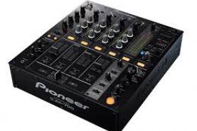 Emplacement Table de mixage PIONEER DJM700 pour sonorisation DJ