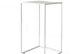 Emplacement Table haute Quadra blanche 80x80x108cm en location pour vos événements, foires, salons, réceptions...