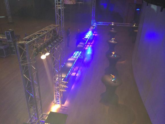 Location Structures alu pour bars et espaces VIP