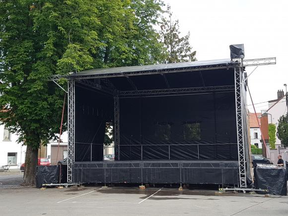 Location Location Scène de concert, Grande scène, Grande scène de spectacle, Podium 9X7m.