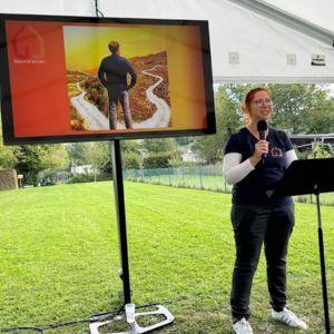 Location Ecran TV LED 70 pouces Ultra HD 4K