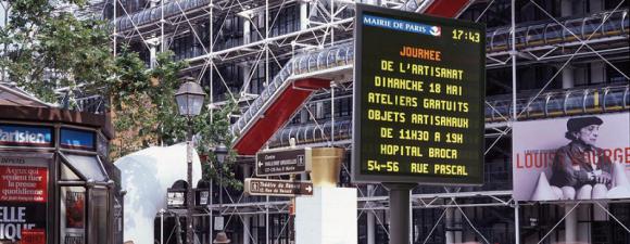 Location Panneaux alphanumériques - Ecrans de signalisation routière - Informations sur la circulation - Affichage pour villes, communes et villages