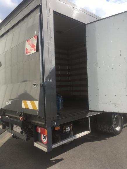 Location Camion pour sport automobile - remorque - couchette - mobil-home