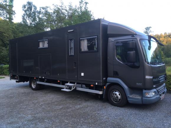 Location Camion pour sport automobile - remorque - couchette - mobil-home