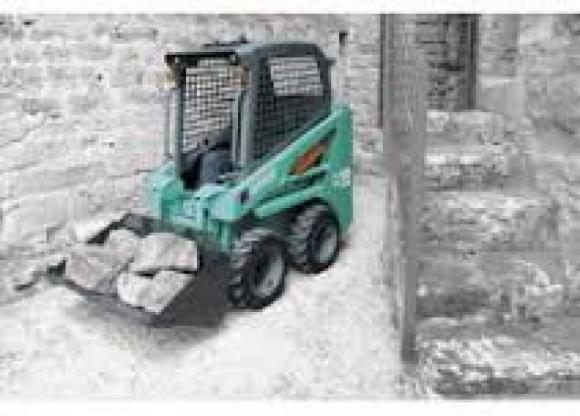 Location Chargeur - chargeuses compactes sur pneus