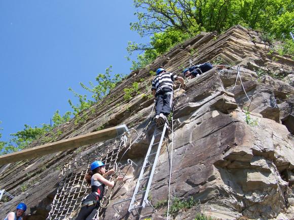 Location Activités sportives - parc aventure pour teambuilding, événements privés, réceptions de standing...