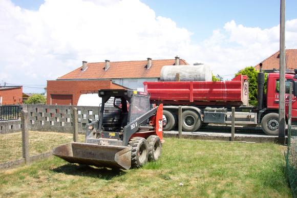 Location Grue 800kg à 9T, 15T à 40T - Bobcat Manitou - Bull charger/chargeur/chargeuse - machines de manutention génie civil