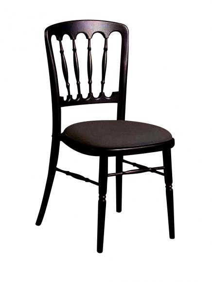 Location Napoleonstoel Glossy Noir is uitgevoerd in hoogglans zwart en heeft een gestoffeerde zitting. De stoel is ook leverbaar in zilverkleur