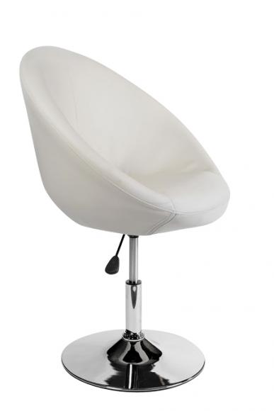 Location Stoel Lounger in leatherlook wit heeft een chromen onderstel. De stoel is draaibaar en in hoogte verstelbaar