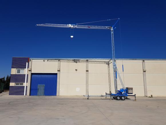 Location grue de chantier sur remorque midicrane