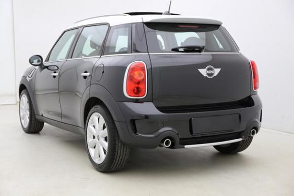 Location Leasing ou renting (PLUS D'UN AN) de véhicules / voitures - MINI Countryman Cooper SD Countryman Red Hot Chili