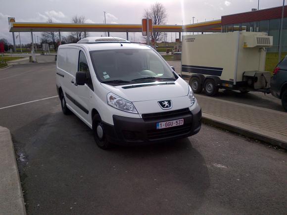 Location Camionnettes Frigo - utilitaires - véhicule frigorifique (1,5 à  3m³)