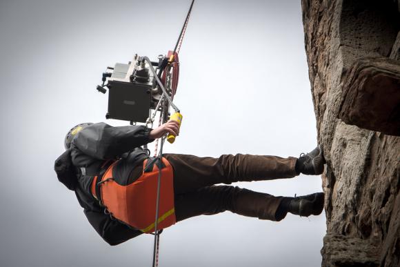 Location Treuil de levage - Échafaudage personnel -  Treuil poulie - Corde pour travail en hauteur - Nacelle avec Rope Climber integré