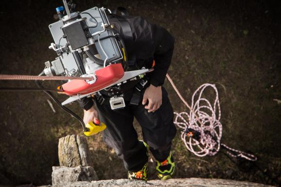 Location Treuil de levage - Échafaudage personnel -  Treuil poulie - Corde pour travail en hauteur - Nacelle avec Rope Climber integré