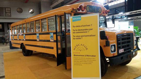 Location Schoolbus - Autobus scolaire - Bus anglais - espace événementiel